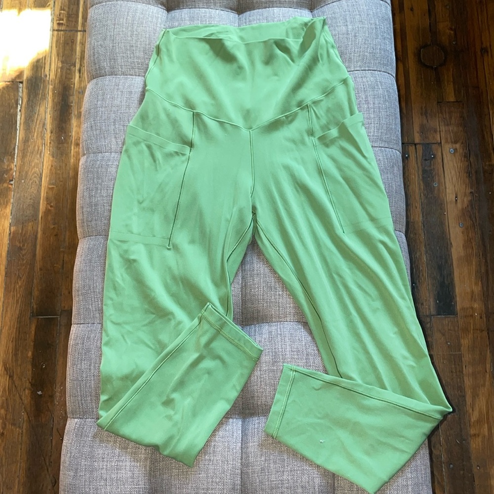 Aerie Offline Green Leggings (with pockets)